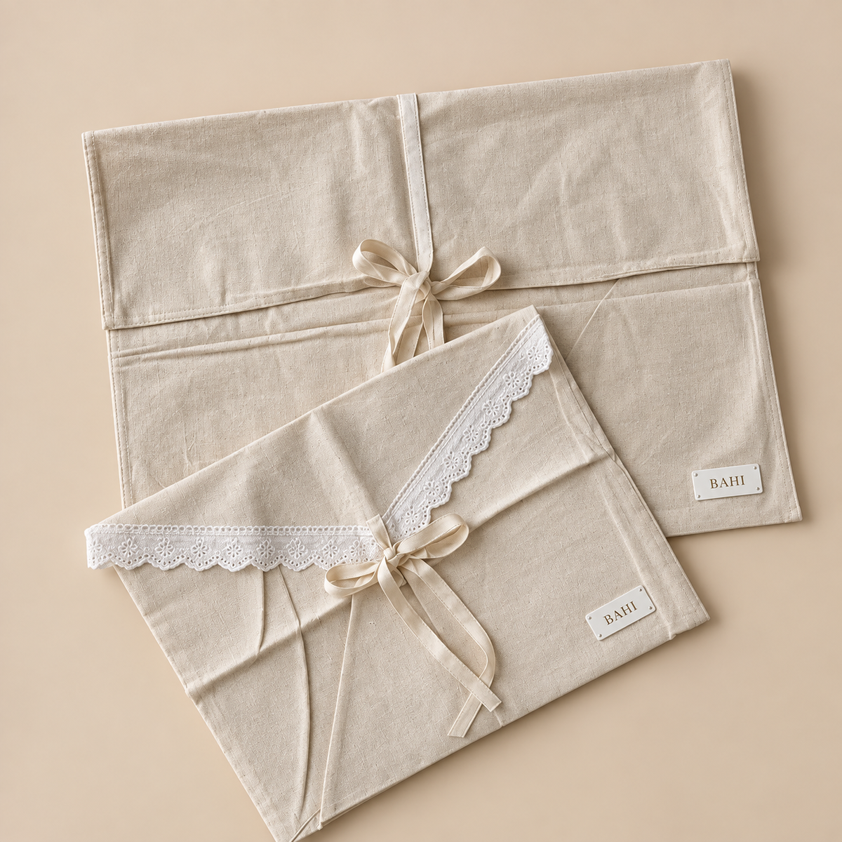 The Lace Pouch Set